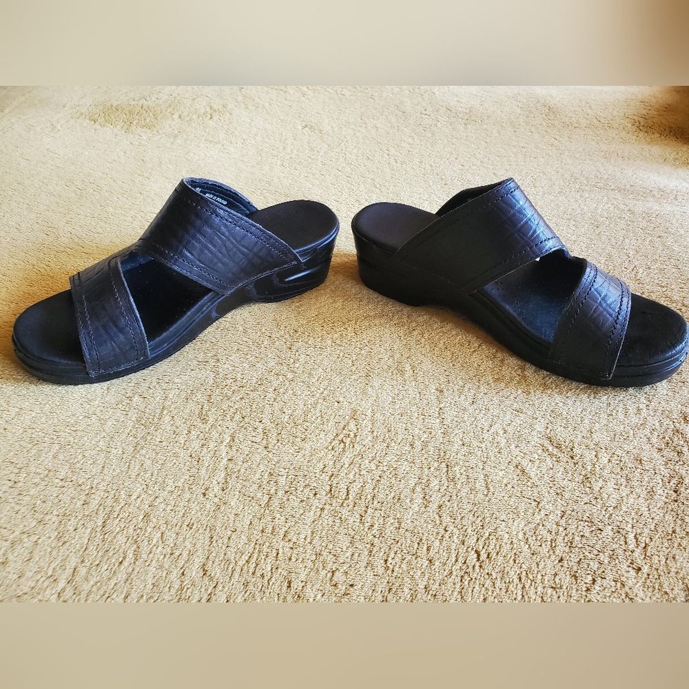 Dansko Sandals - Picture 5 of 6